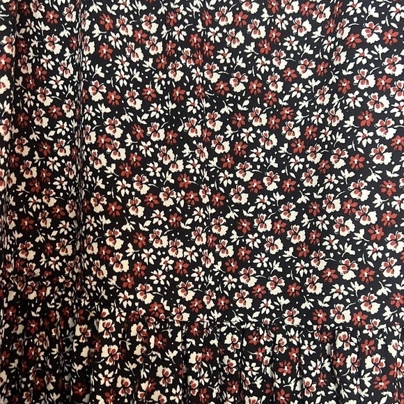 Maurices plus black, red and white floral maxi dress - Picture 2 of 4